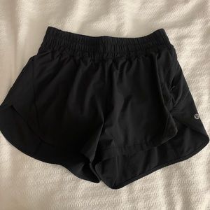 Lululemon track that high rise short 3” black